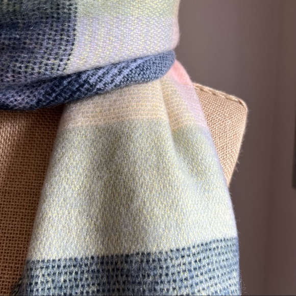 Loft Pastel Plaid Cozy Knit Fringe Blanket Scarf - Picture 2 of 9